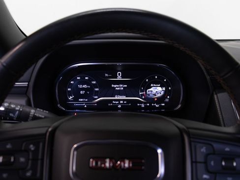 Used 2024 GMC Yukon AT4 w/ Technology Package AWD/4WD image 30