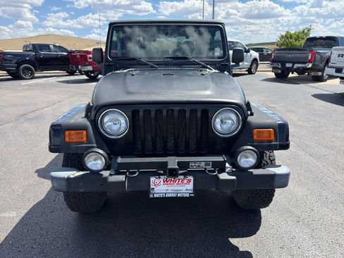Used 2001 Jeep Wrangler Sahara AWD/4WD image 2