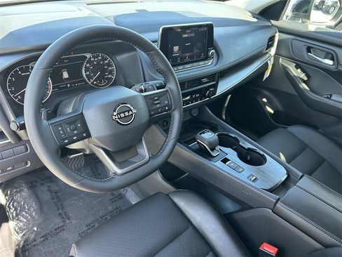 New 2026 Nissan Rogue Dark Armor FWD image 33