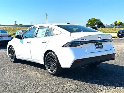 New 2026 Nissan Sentra SV w/ SV Convenience Package FWD image 6