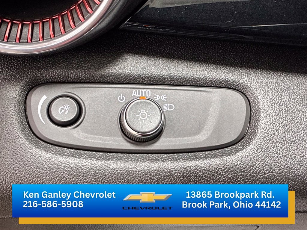 Certified 2026 Chevrolet Trax RS FWD image 10