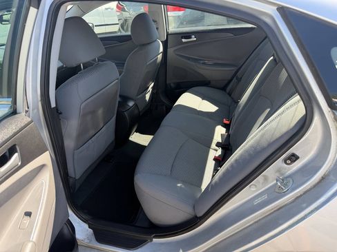 Used 2011 Hyundai Sonata GLS FWD image 9