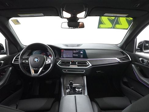 Used 2022 BMW X5 xDrive40i w/ Parking Assistance Package image 7