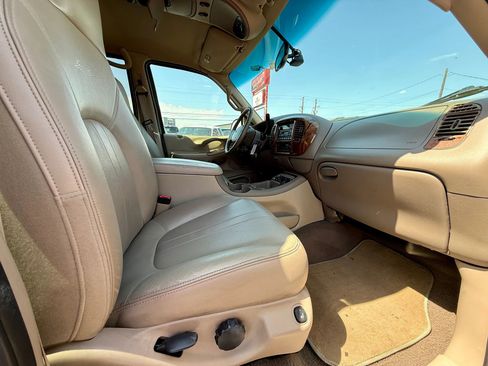 Used 2000 Ford Expedition Eddie Bauer AWD/4WD image 15