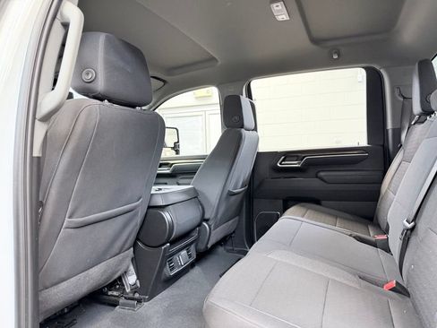 Used 2025 Chevrolet Silverado 3500 LT w/ Safety Package AWD/4WD image 21