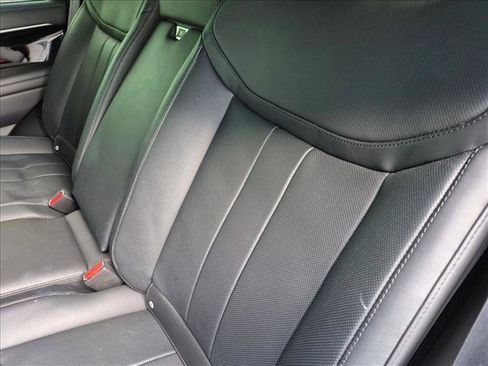 Used 2024 Land Rover Range Rover Autobiography AWD/4WD image 16