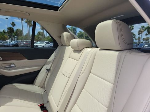 Certified 2022 Mercedes-Benz GLE 350 image 12