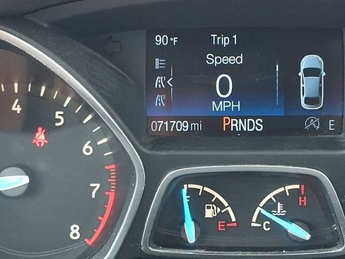 Used 2017 Ford Escape SE w/ Equipment Group 201A AWD/4WD image 19