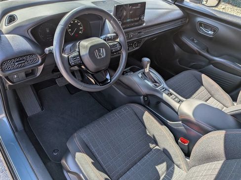 Used 2024 Honda HR-V Sport image 10