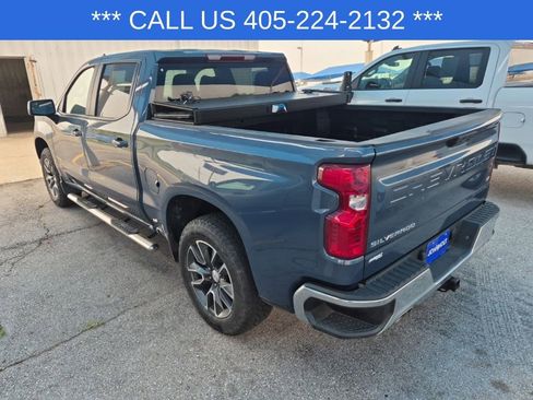 Used 2024 Chevrolet Silverado 1500 LT w/ Z71 Off-Road Package AWD/4WD image 7