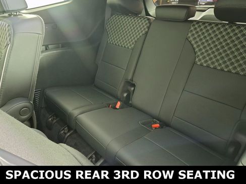 Used 2024 GMC Acadia Denali w/ Super Cruise Package image 30