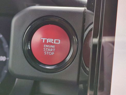 Used 2024 Toyota Tacoma TRD Sport w/ TRD Sport Premium Package image 28