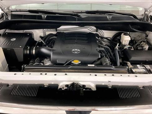 Used 2017 Toyota Tundra SR5 w/ TRD Off Road Package image 25