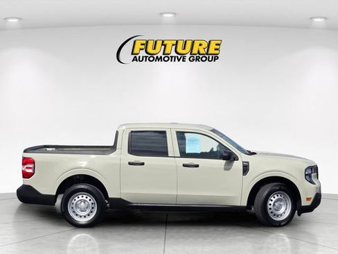 Used 2025 Ford Maverick XL FWD image 3