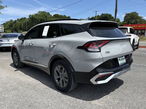 Used 2023 Kia Sportage SX FWD image 3