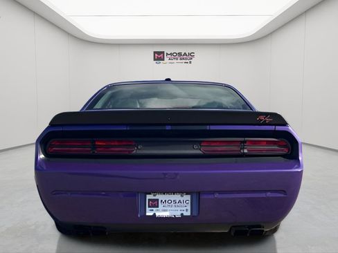 Used 2014 Dodge Challenger R/T image 8