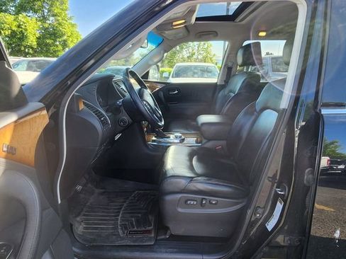 Used 2011 INFINITI QX56 4WD w/ Theater Pkg image 3