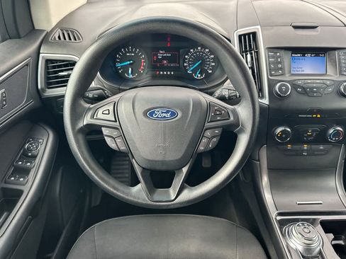 Used 2019 Ford Edge SE w/ Cargo Accessory Package FWD image 14