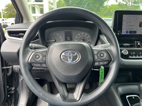 Used 2024 Toyota Corolla LE FWD image 20