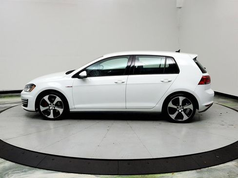 Used 2017 Volkswagen GTI SE image 8