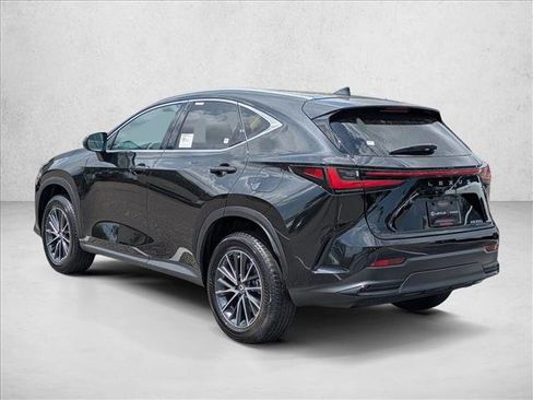 Used 2025 Lexus NX 250 FWD w/ Towing Package (2000 Lbs) image 8