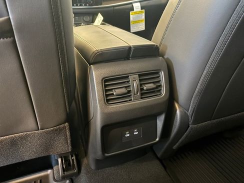 New 2026 Nissan Rogue Platinum image 21