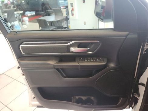 Used 2019 RAM 1500 Big Horn AWD/4WD image 25