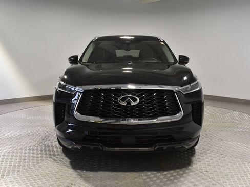 Certified 2025 INFINITI QX60 Luxe w/ Vision Package image 9