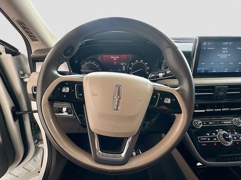 Used 2021 Lincoln Corsair FWD image 11