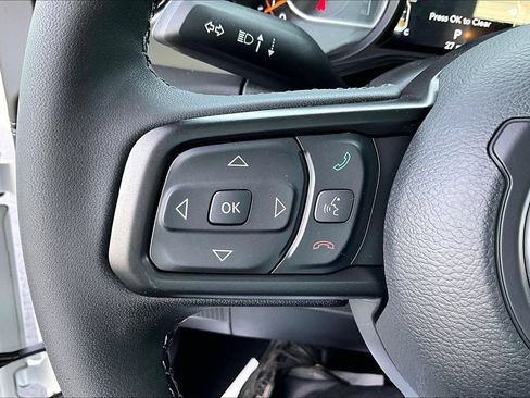 New 2025 Jeep Gladiator Mojave w/ Safety Group AWD/4WD image 18