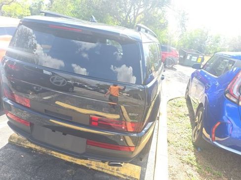 Used 2024 Hyundai Santa Fe XRT image 4