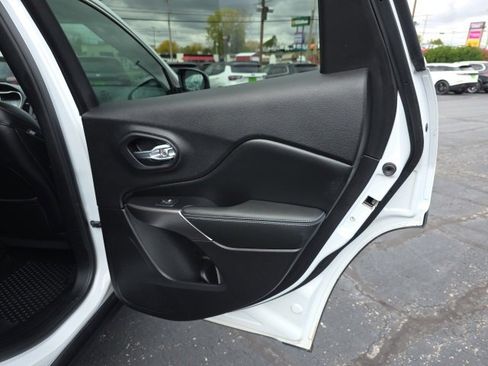 Used 2020 Jeep Cherokee Latitude Plus w/ Cold Weather Group image 45