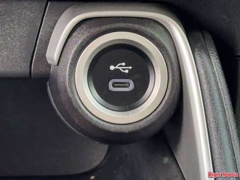 Certified 2025 Toyota Grand Highlander FWD image 26