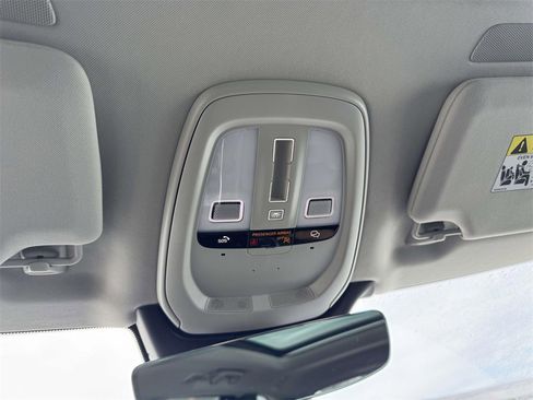 Certified 2023 Volvo XC90 B6 Core w/ Protection Package Premier image 30