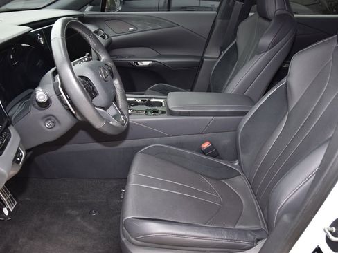 Used 2023 Lexus RX 500h F Sport w/ Accessory Package (Z1) image 10