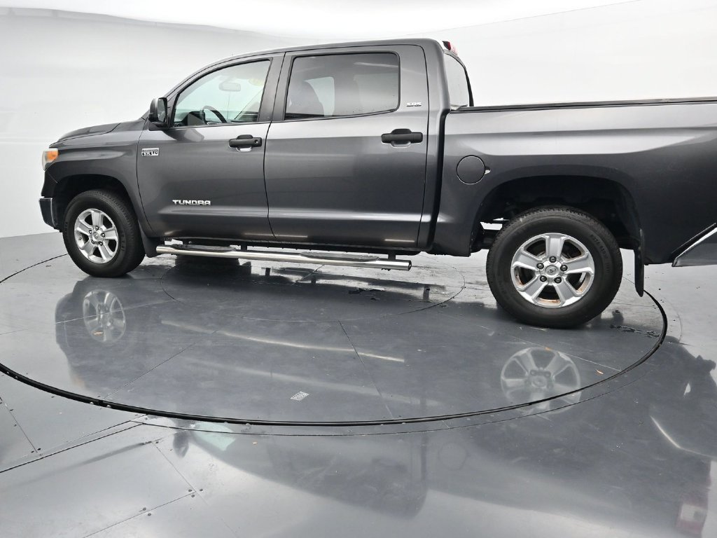 Used 2014 Toyota Tundra SR5 w/ SR5 Upgrade Package AWD/4WD image 5