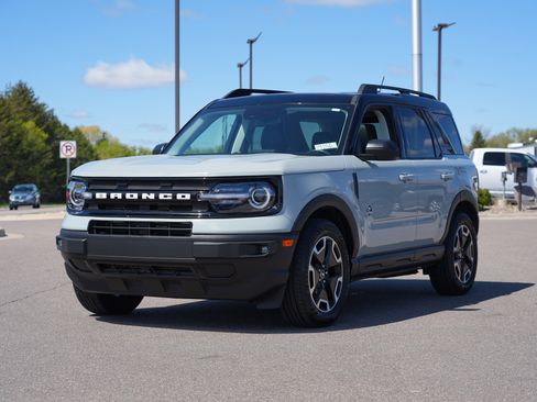 Used 2021 Ford Bronco Sport Outer Banks w/ Outer Banks Package AWD/4WD image 7