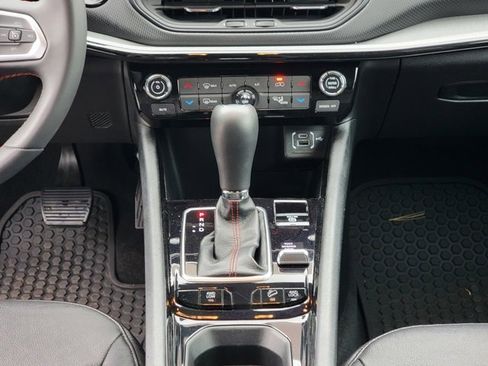 Used 2024 Jeep Compass Trailhawk image 27