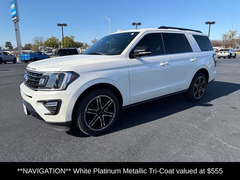 Used 2019 Ford Expedition Limited w/ Equipment Group 303A image 4