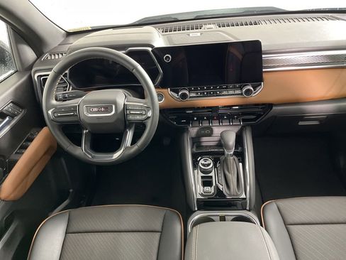 Certified 2026 GMC Canyon AT4 w/ Technology Plus Package AWD/4WD image 5