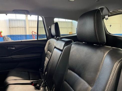 Used 2022 Honda Pilot EX-L image 18