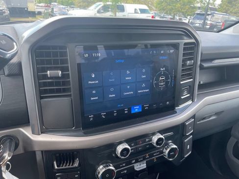 Used 2025 Ford F150 XLT w/ Equipment Group 301A Standard AWD/4WD image 14
