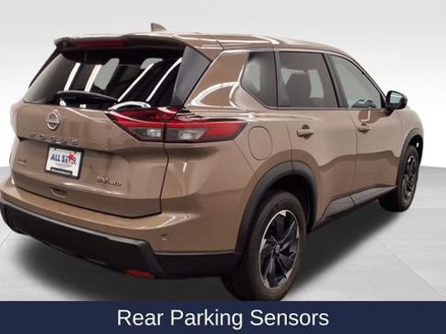 Used 2024 Nissan Rogue SV image 9