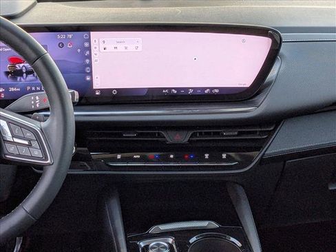 Used 2024 Buick Envision Preferred image 14