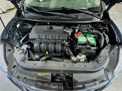 Used 2015 Nissan Sentra SV image 29