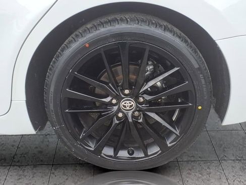 Used 2024 Toyota Camry XSE image 5