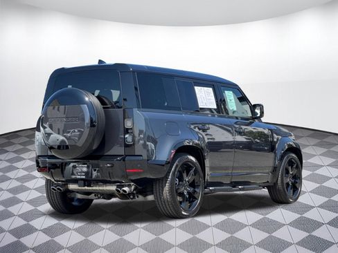 Certified 2026 Land Rover Defender 110 X-Dynamic SE AWD/4WD image 8