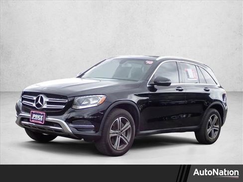 Used 2018 Mercedes-Benz GLC 300 4MATIC image 1