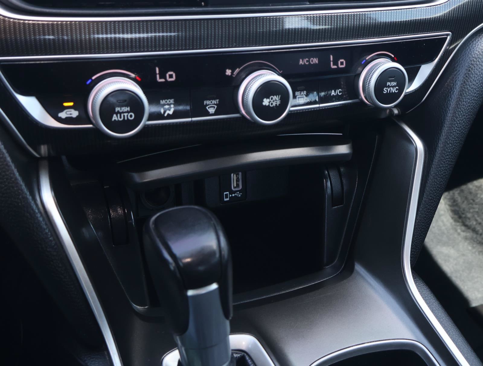 Used 2020 Honda Accord Sport image 21
