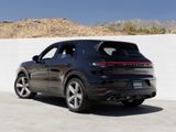 Certified 2024 Porsche Cayenne image 3